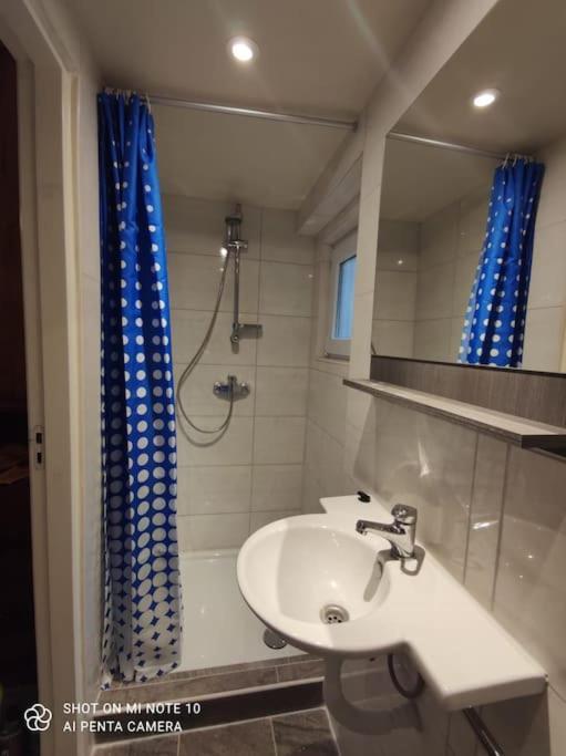 Studio/Huis In Maastricht Te Huur Екстериор снимка