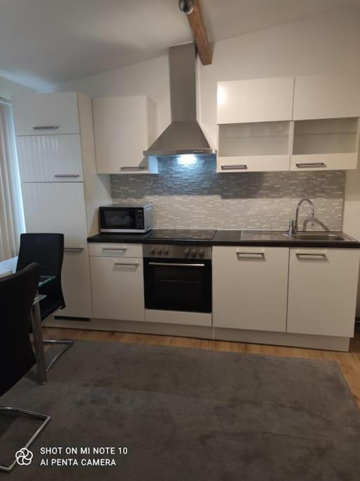 Studio/Huis In Maastricht Te Huur Екстериор снимка